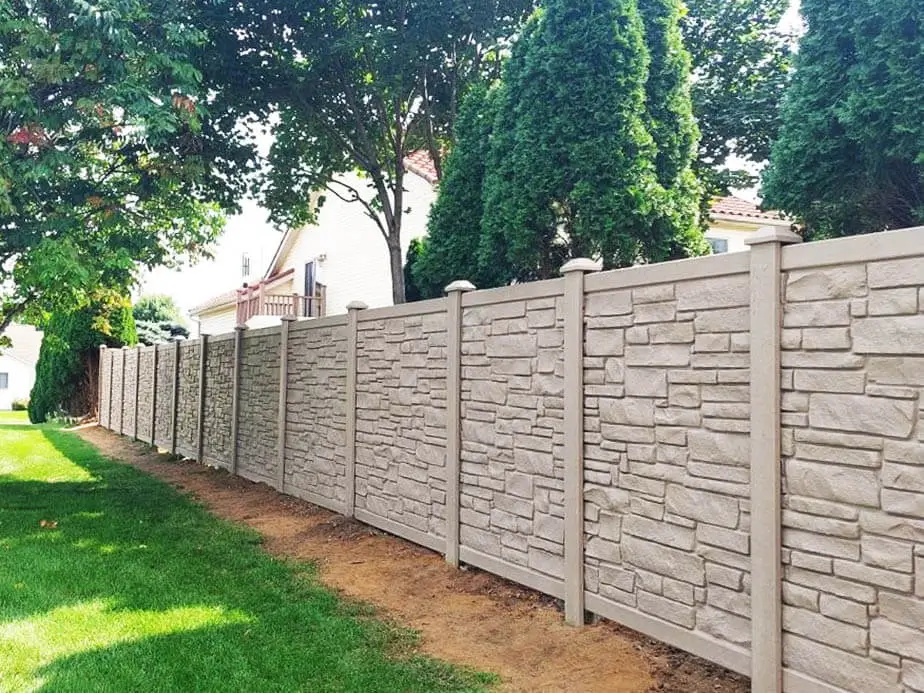 Decorative Fence Example in Fort Atkinson Wisconsin