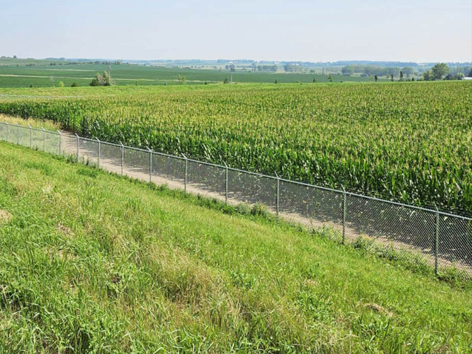 Chain link fence in Jefferson Wisconsin