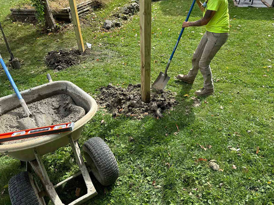 Madison Wisconsin Professional Fence Installation
